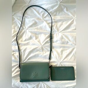 EUC Tory Burch purse with new matching wallet